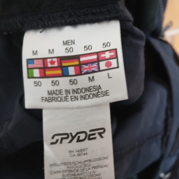 Men's Spyder Shorts, size Med. - Picture 6 of 6